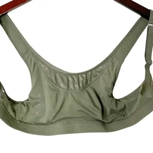 Sweaty Betty  Ultra Running Sports Bra Moss Green 32A NWT New