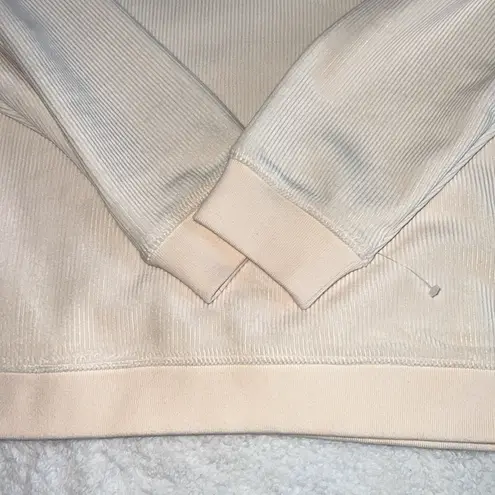 Marine layer NWOT- Velour Corduroy V-Neck Sweatshirt- Size M