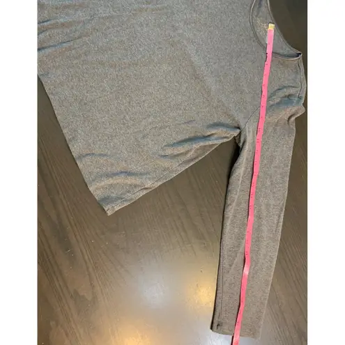 J jill long sleeve compassion tee gray crew neck basic everyday size M minimal Size M