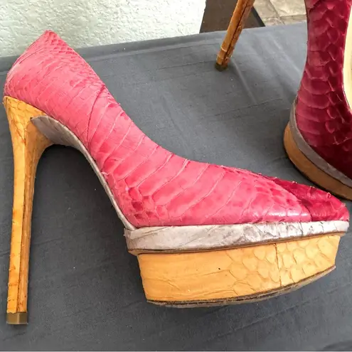 Brian Atwood  Pink Snakeskin Platform Pumps Heels - Size 6