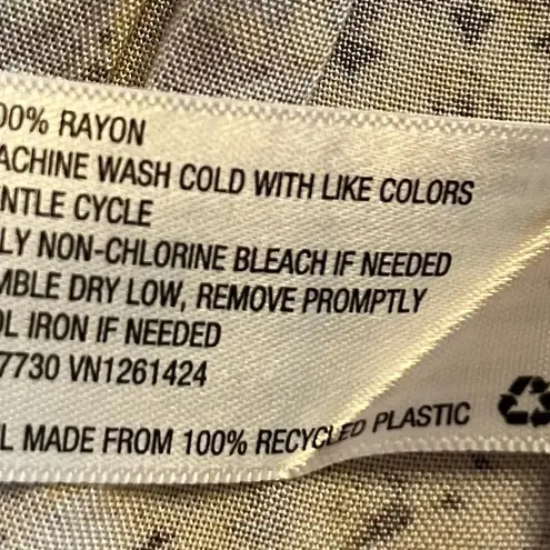 Flirty Wild Fable Yellow Lavender Floral Crop Top Women Medium Flutter Sleeves