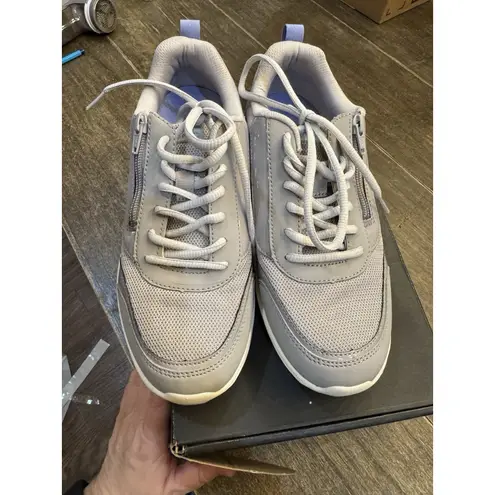 Vionic Cassis Shoes - Women's, Light Grey, Size 8 Sneaker Tennis Shoe Comfort