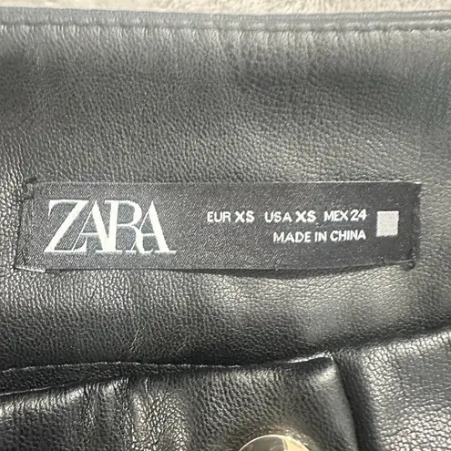 ZARA  Pleated Mini Skirt Women's XS Black Vegan Leather Button Accent