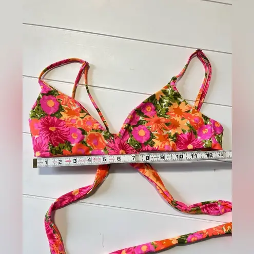 Show Me Your Mumu  Ryder wrap floral bikini top size small