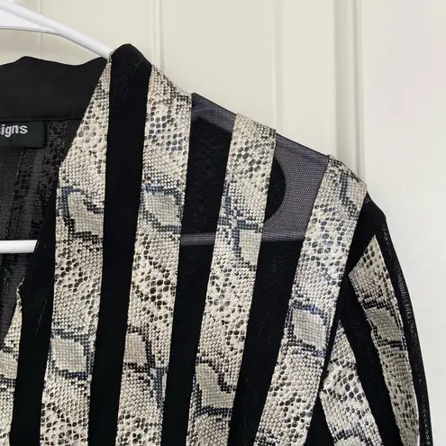 NWOT | T&W Designs women’s sheer snakeskin striped zip jacket Large Black