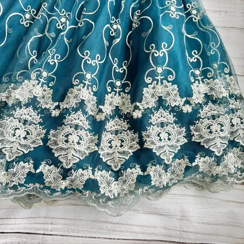 Chi Chi London Reign or Shine Teal Metallic Lace Sleeveless Midi Prom Dress NWT