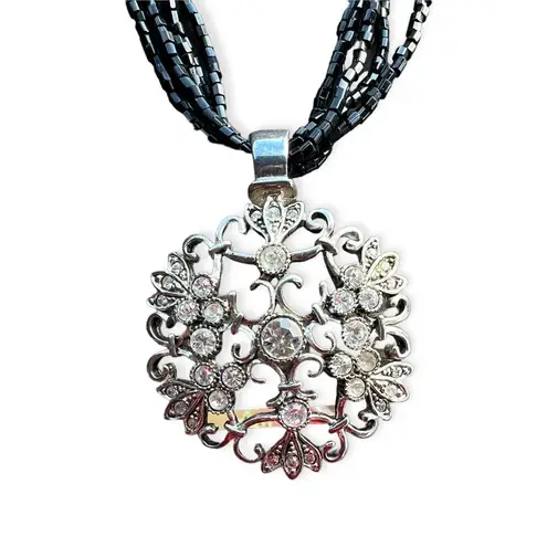 Premier Designs Vintage Holiday Seed Bead Rhinestone Holiday Snowflake Necklace - Image 2