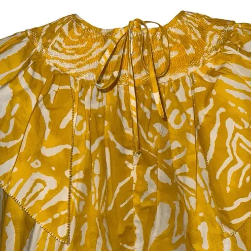Hunter Bell Kinser Mustard Yellow and Whit6e Flutter Sleeve Blouse EUC Size XS