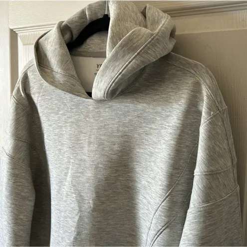 Abercrombie & Fitch YPB Abercrombie neoKNIT Size Med Popover Cropped Hoodie Sweatshirt Light Grey