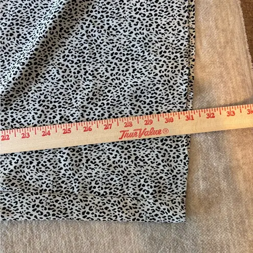 Love Black and Cream Leopard Print Pants Brown Size L