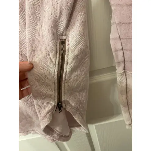 Free People RARE color!  Women's Pale Pink Bed of Roses Side Zip Tunic, XS