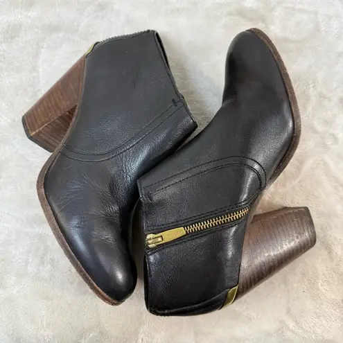 Coach  Hattie Black Leather Ankle Boots SZ:7.5B