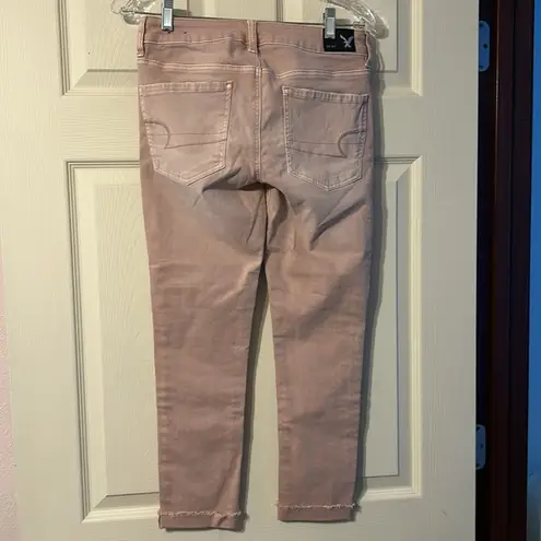 American Eagle NWT  Outfitters Light Pink Super Super Stretch Cropped Jeggings 6