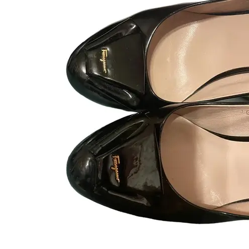 Salvatore Ferragamo BLACK PATENT LEATHER BOW HEELS