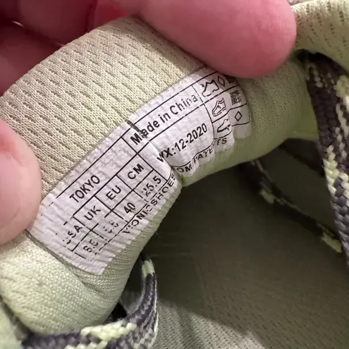 Vionic Tokyo Grey & Light Green Mesh Sneakers Athletic Shoes Women's Size 8.5