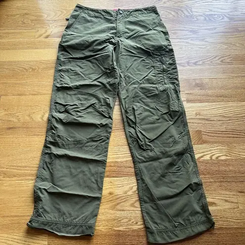 Patagonia Women's Hiking Pants Green Lightweight Outdoor Size 6 w/ Side Pocket