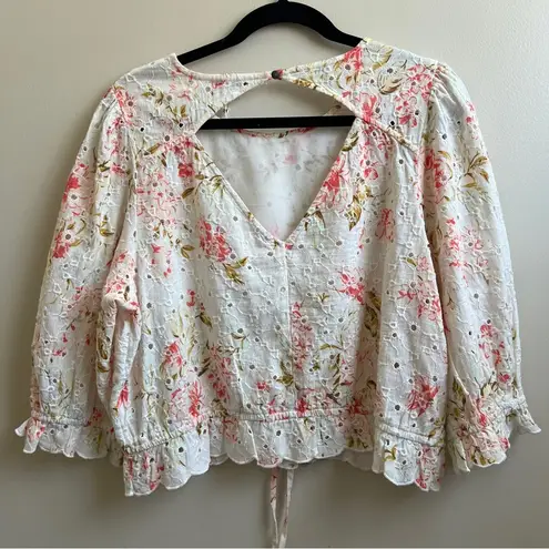 American Eagle NWT  Outfitters AEO Cropped Eyelet Blouse Size XL