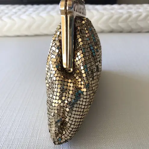 Whiting & Davis Gold Mesh Chain Kisslock Clutch Purse, Vintage