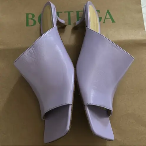 Bottega Veneta Authentic  Purple Leather Slip-on 
Mule(Size 38.5)
