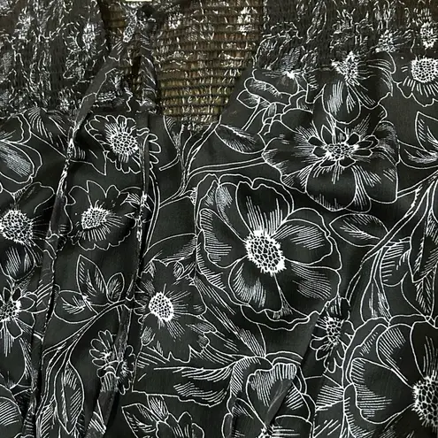 Allison New York black smocked sheer sleeve blouse top size Medium