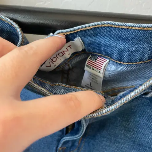 Vibrant Distressed High Rise Frayed Hem Jean Denim Shorts