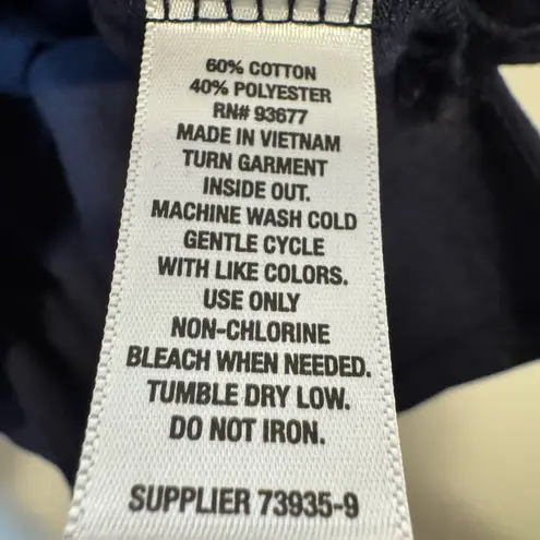 a.n.a  Navy With All Over Cactus Print V-Neck T-shirt Size Extra Large New