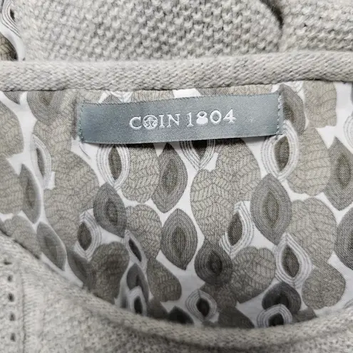 Coin 1804 Gray Split Back Leaf Print Shirttail Hem Sweater Size Medium