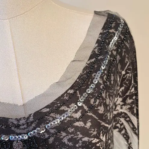 Only Black and White Graphic Blouse with 3/4 Sleeves