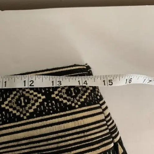 Eight Sixty Womens Size Medium Mini Skirt Black and Gold Geometric Striped Lined