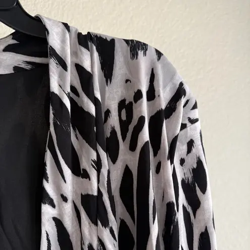 Fashion Bug Plus Size 3X Black White Leopard Print Open Front Cardigan Kimono Layering Flowy