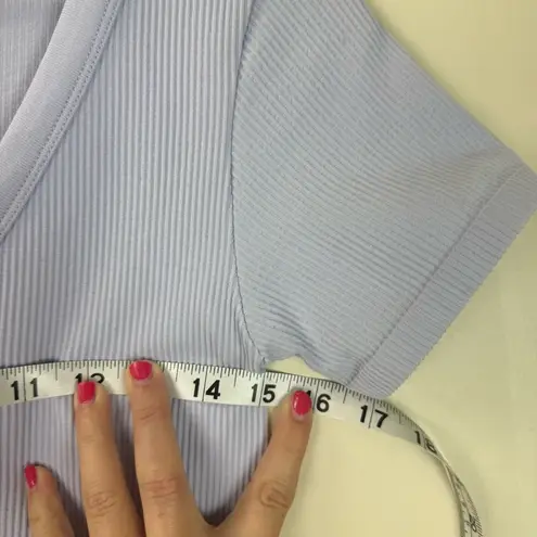 Elodie Fitted Stretch Short Sleeve V-Neck Lavender Top | Size L-XL