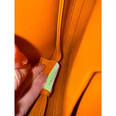 Bottega Veneta Mount Envelope Calfskin Bag in Cob