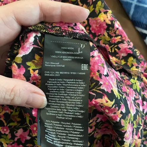 VERO MODA NWT Elly floral long sleeve mini dress size small