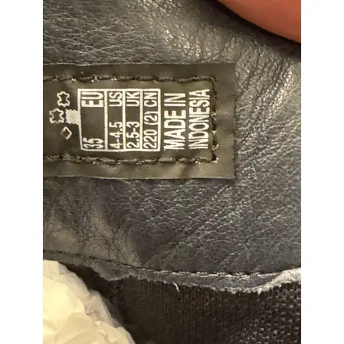 Ecco Women's Soft 7 Zip Bootie size 4 4 1/2 nubuck leather black Suede