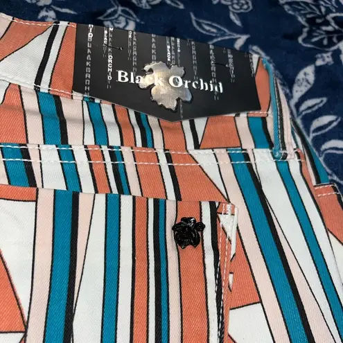 Black Orchid NWT! Womens Cut Off Striped Shorts 15” Waist