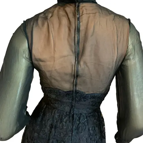 VINTAGE 1960'S MISS SOPHISTICATE FRANCES HENAGHAN BLACK SILK LACE DRESS (XS)