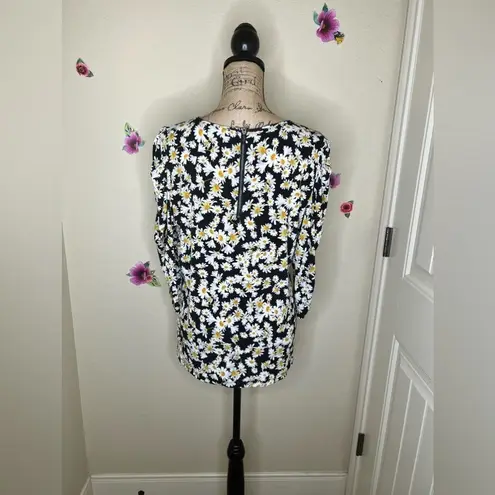 Karl Lagerfeld Paris Daisy Print Floral Blouse