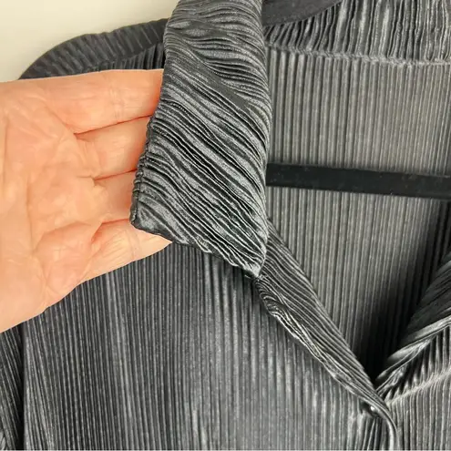 Heat Set Pleats Button