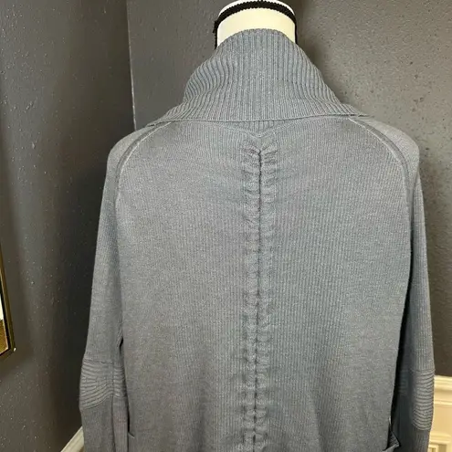 Lululemon  Transformation Wrap