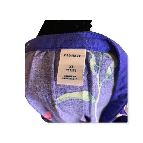 Old Navy 🦎Woman’s Sleeve Blouse🌵