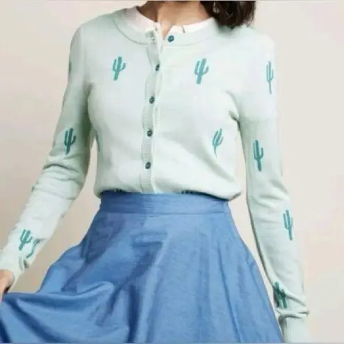 Modcloth  Women’s Novelty Cactus Print Cardigan in Green Size M - Image 2