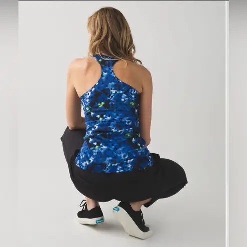 Lululemon 🍋  Cool Racerback - Windy Blooms Saphire Blue Multi - 8/10 Approx.