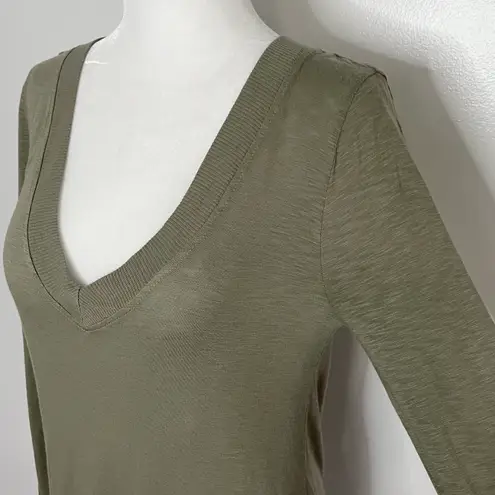 LA Made New  Slub Jersey V-Neck Top Thumbhole Long Sleeve Tunic Olive Green