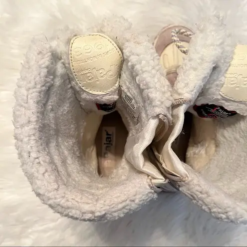 Pajar Canada snow boots woman’s 7-7.5 waterproof suede leather trim winter