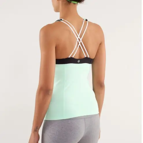 Lululemon  Vinyasa Surf Tank