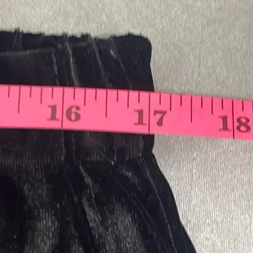 St. John Large Black Silver Metallic Velvet Pull On Pants Pockets Stretch Dressy