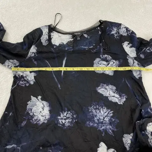 Simply Vera Wang Crinkle Floral Top Blouse Womens S Black 3/4 Handkerchief Hem Purple