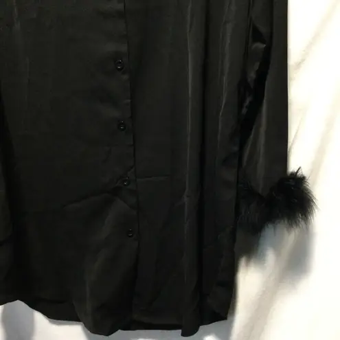 Black Long Sleeve Button Down Shirt Top with Faux Fur Cuffs Women's siize S