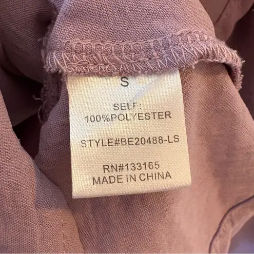 Altar'd State Altar’d‎ State Purple Long Sleeve Peplum Top Size Small