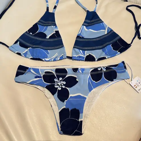 Women medium hibiscus Blue navy blue and white Bikini top and bottom set